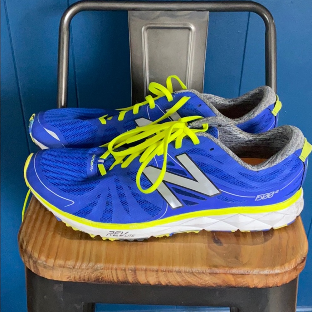 New Balance 1500 V2 Mens Day Glo Athletic Racing